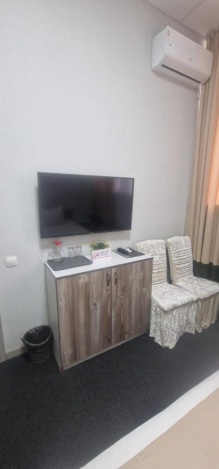 Tarlan Hotel Aktau  Exterior photo